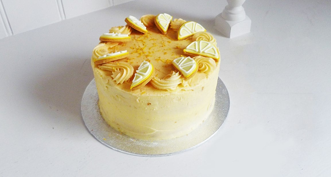 Let's bake Zingy Lemon Cake...